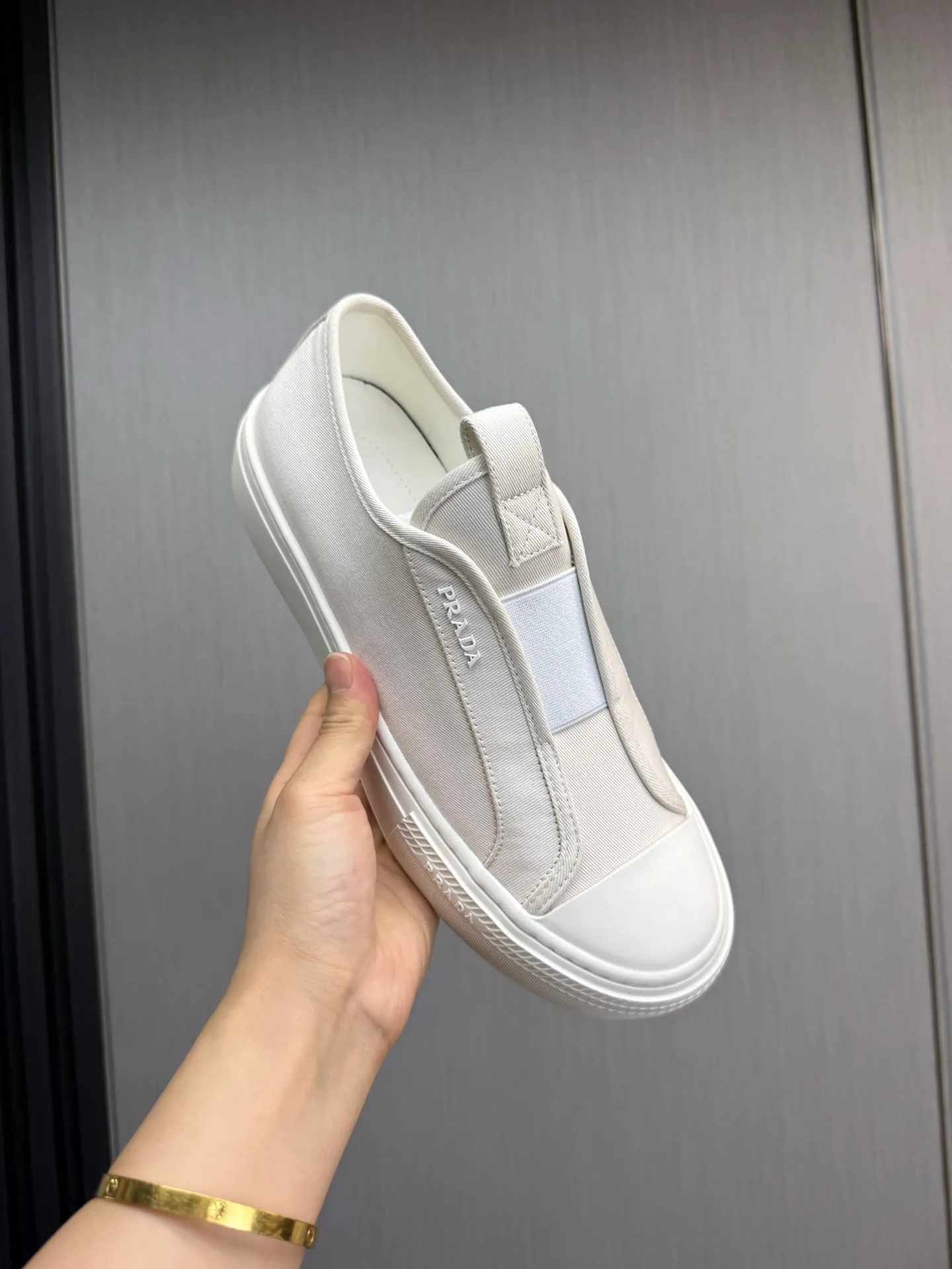 Men's shoes 560💰 [PRADA] Popular canvas shoes in the men's shoe counter, synchronized with the official website, 1 high-quality shipment ✔️Original canvas + cowhide lining, 1🆚1 replica, original sole, 38-45 (45 customized, non-refundable)